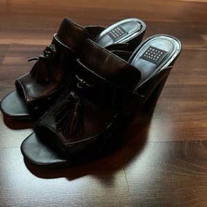 White House Black Market Ariah mules